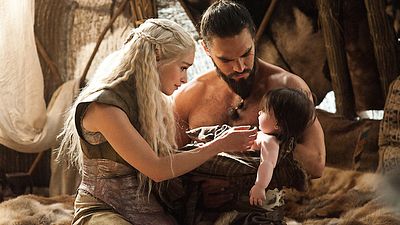 Cuando la khalessi se reunió con Aquaman noticias imagen