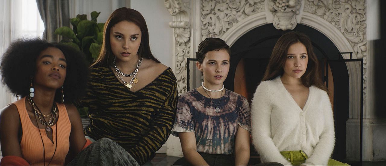 Jóvenes brujas: Nueva hermandad : Foto Cailee Spaeny, Gideon Adlon, Lovie Simone, Zoey Luna
